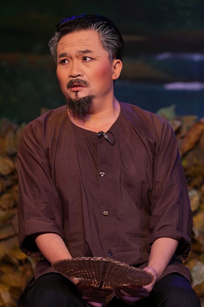 Tạo hình Đại Nghĩa trong vở Hồn ai nấy giữ. Ảnh: Trầm Thảo