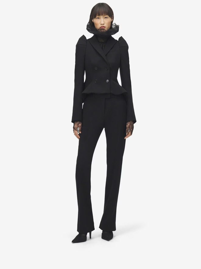 Sành điệu và 'bắt trend' với các thiết kế peplum- Ảnh 2.