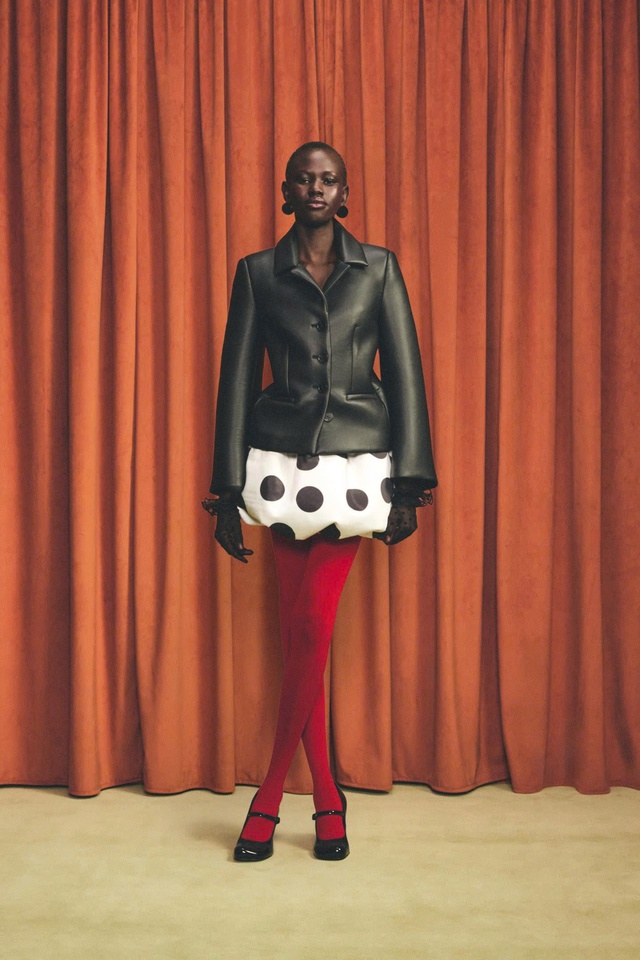 Sành điệu và 'bắt trend' với các thiết kế peplum- Ảnh 4.