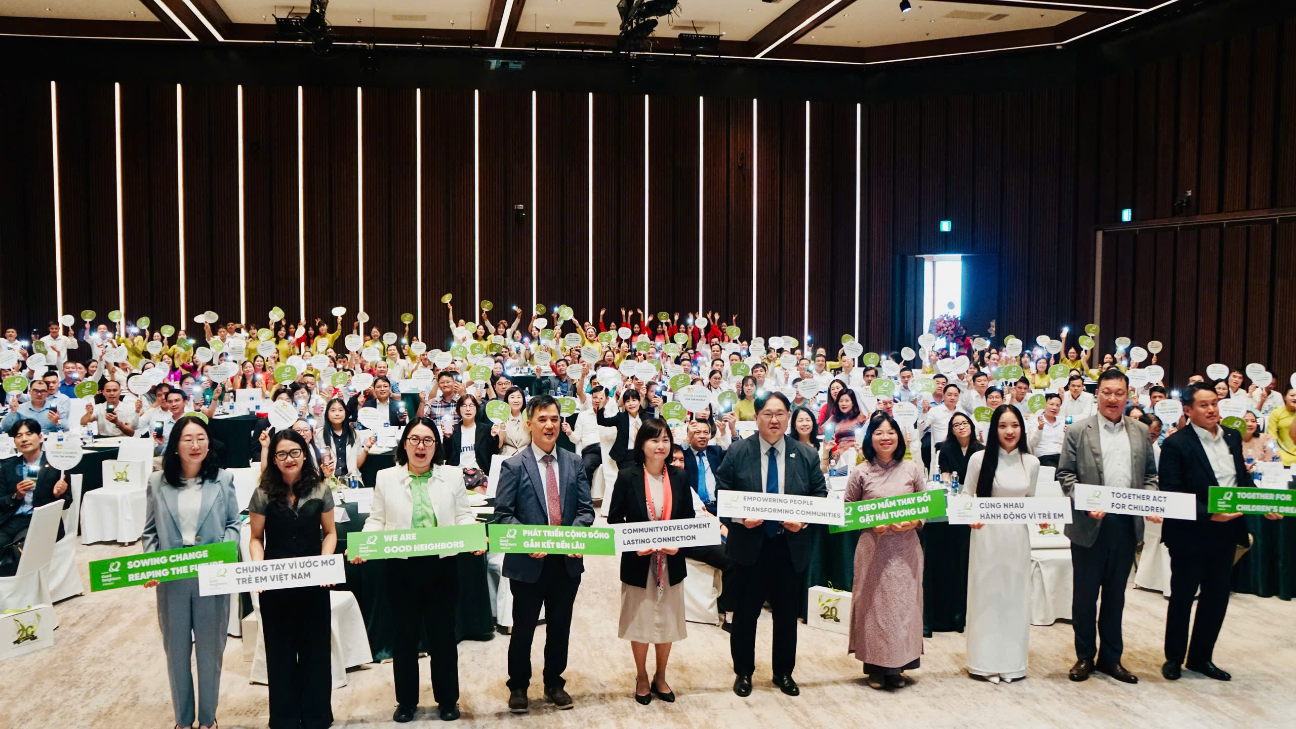 Tổ chức Good Neighbors International cam kết vì một Việt Nam phát triển bền vững
- Ảnh 2. Tổ chức Good Neighbors International cam kết vì một Việt Nam phát triển bền vững
- Ảnh 2.