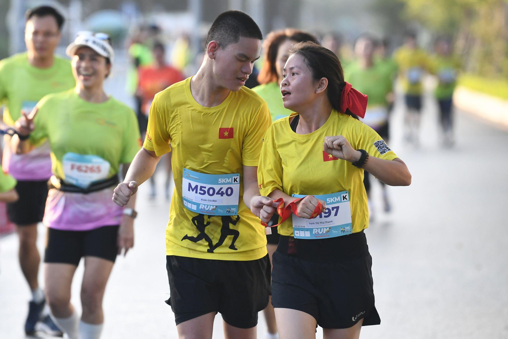 Giải chạy “Run For Love 2025” thành công rực rỡ, khởi động chuỗi chiến dịch “Chạm Thu Hà Nội”- Ảnh 4.
