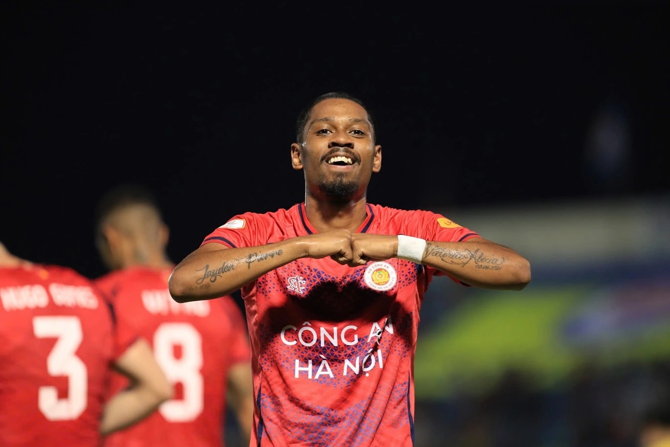 Cao Pendant Quang Vinh: ‘Sẽ vô nghĩa nếu Việt Nam lấy cầu thủ nhập tịch không đủ trình’ - Ảnh 2.