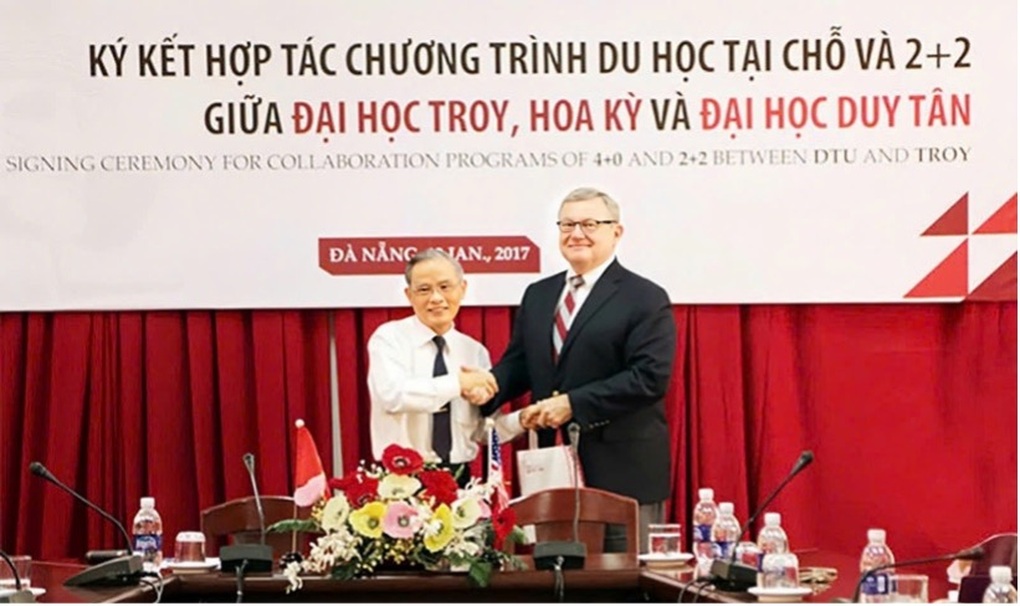 Sản phẩm công nghệ của Đại học Duy Tân gây ấn tượng tại Triển lãm Thành tựu Đất nước - 4