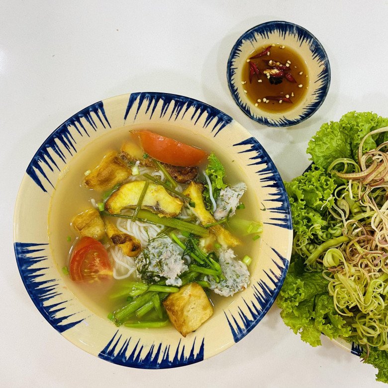 Làm 5 món nước vừa ngon lại nóng hổi, đủ chất, cuối tuần không cần nấu cơm cả nhà ăn cực vui vẻ 5 Làm 5 món nước vừa ngon lại nóng hổi, đủ chất, cuối tuần không cần nấu cơm cả nhà ăn cực vui vẻ - 5