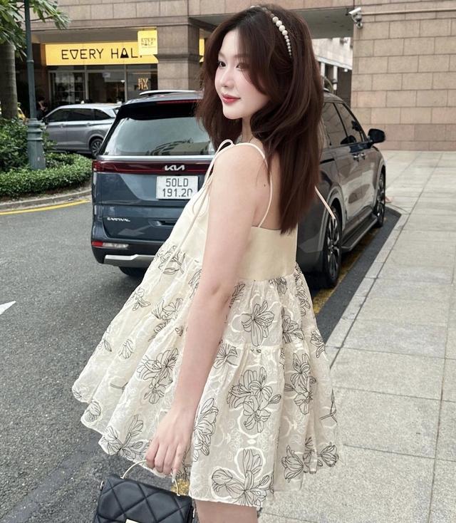 Váy suông thanh lịch và tôn dáng thướt tha, nhìn thấy là yêu- Ảnh 2. Váy suông thanh lịch và tôn dáng thướt tha, nhìn thấy là yêu- Ảnh 2.