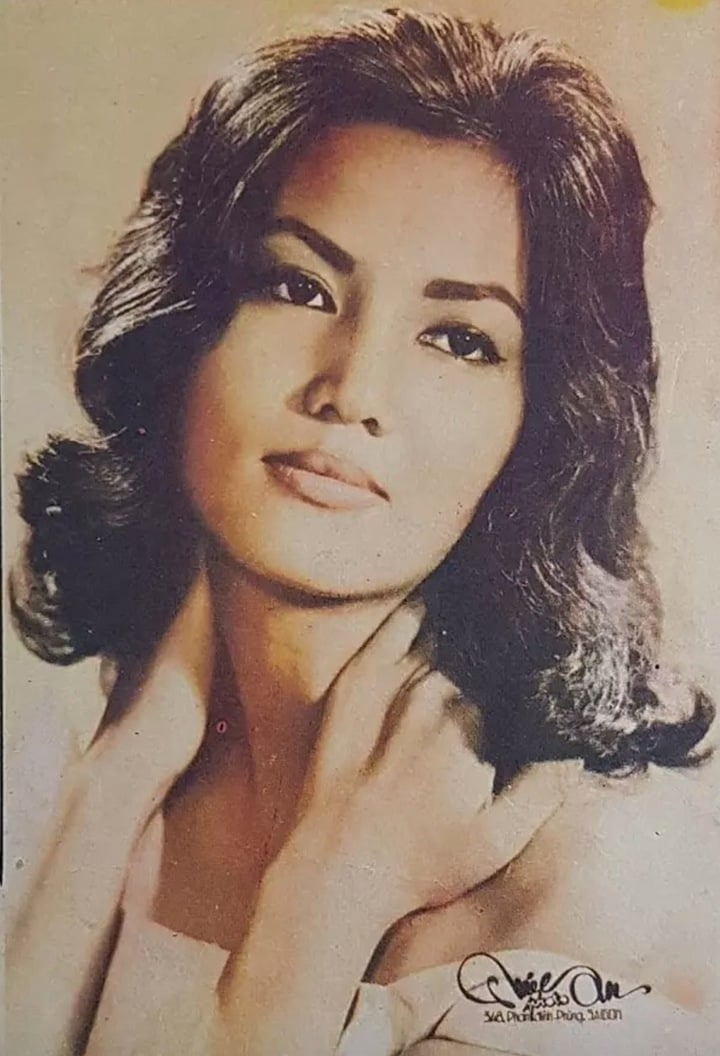 Việt Nam có duy nhất 1 mỹ nhân được phong “đệ nhất diễn viên”, chỉ rơi 1 giọt lệ cũng khiến cả thế giới phải khóc theo - Ảnh 4. Việt Nam có duy nhất 1 mỹ nhân được phong “đệ nhất diễn viên”, chỉ rơi 1 giọt lệ cũng khiến cả thế giới phải khóc theo - Ảnh 4.