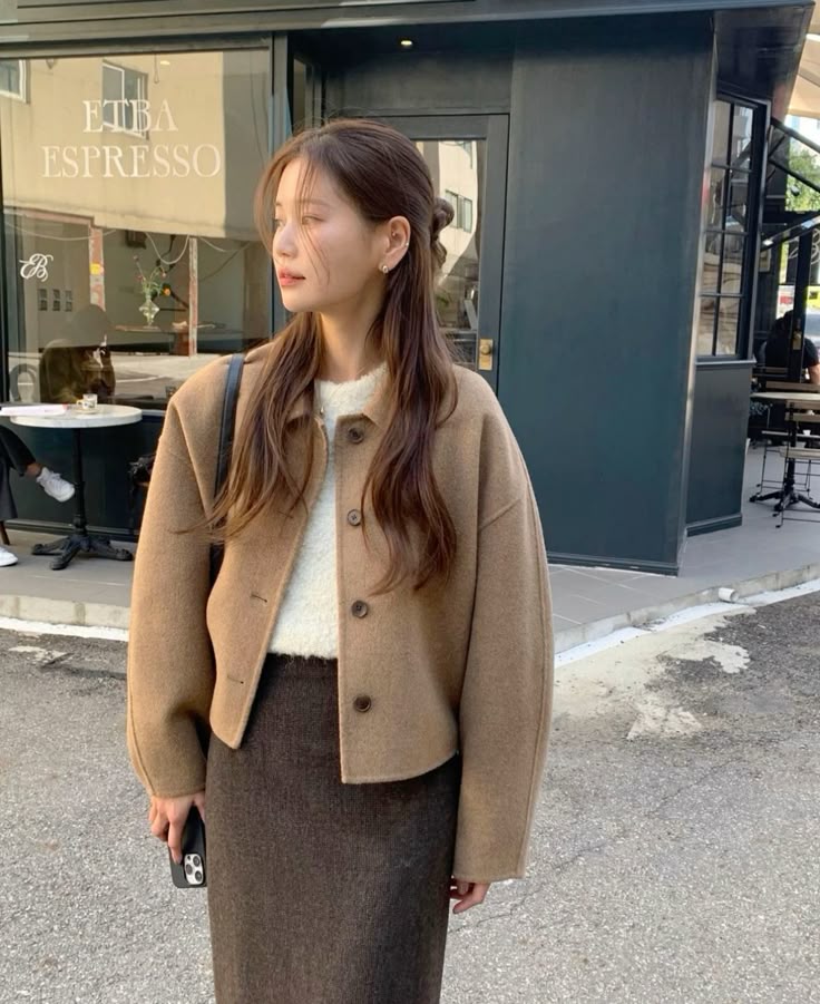 5 cách mặc đẹp mùa thu năm nay: U40 học theo đảm bảo không lỗi mốt- Ảnh 2.