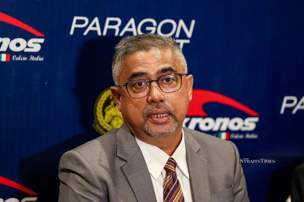 Tổng thư ký FAM Datuk Noor Azman Rahman. Ảnh: New Straits Times fam-fifa.jpg