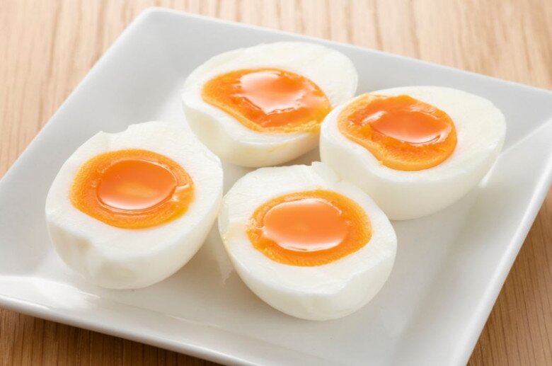 Cách luộc trứng lòng đào dẻo thơm, béo ngậy dễ làm ai cũng thực hiện được chỉ với tuyệt chiêu này 2 Cách luộc trứng lòng đào dẻo thơm, béo ngậy dễ làm ai cũng thực hiện được chỉ với tuyệt chiêu này - 2