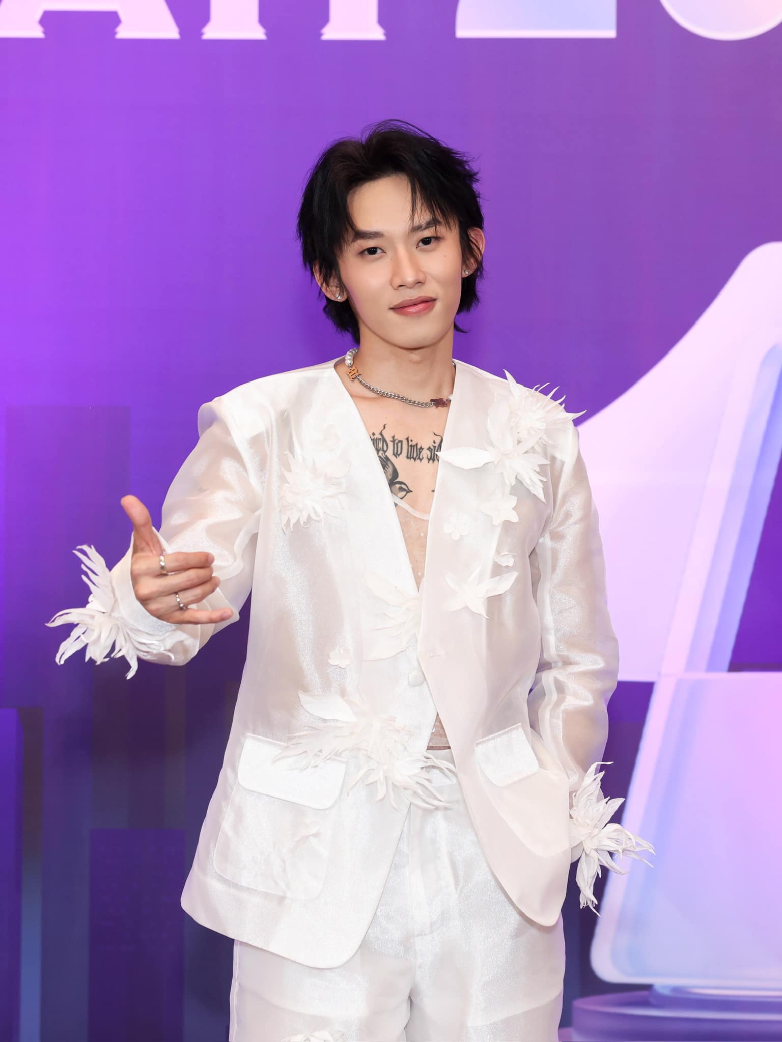 1 Anh Tài dính biển đen im lặng gây sốc, tất cả là tại Sơn Tùng?- Ảnh 6. 1 Anh Tài dính biển đen im lặng gây sốc, tất cả là tại Sơn Tùng?- Ảnh 6.