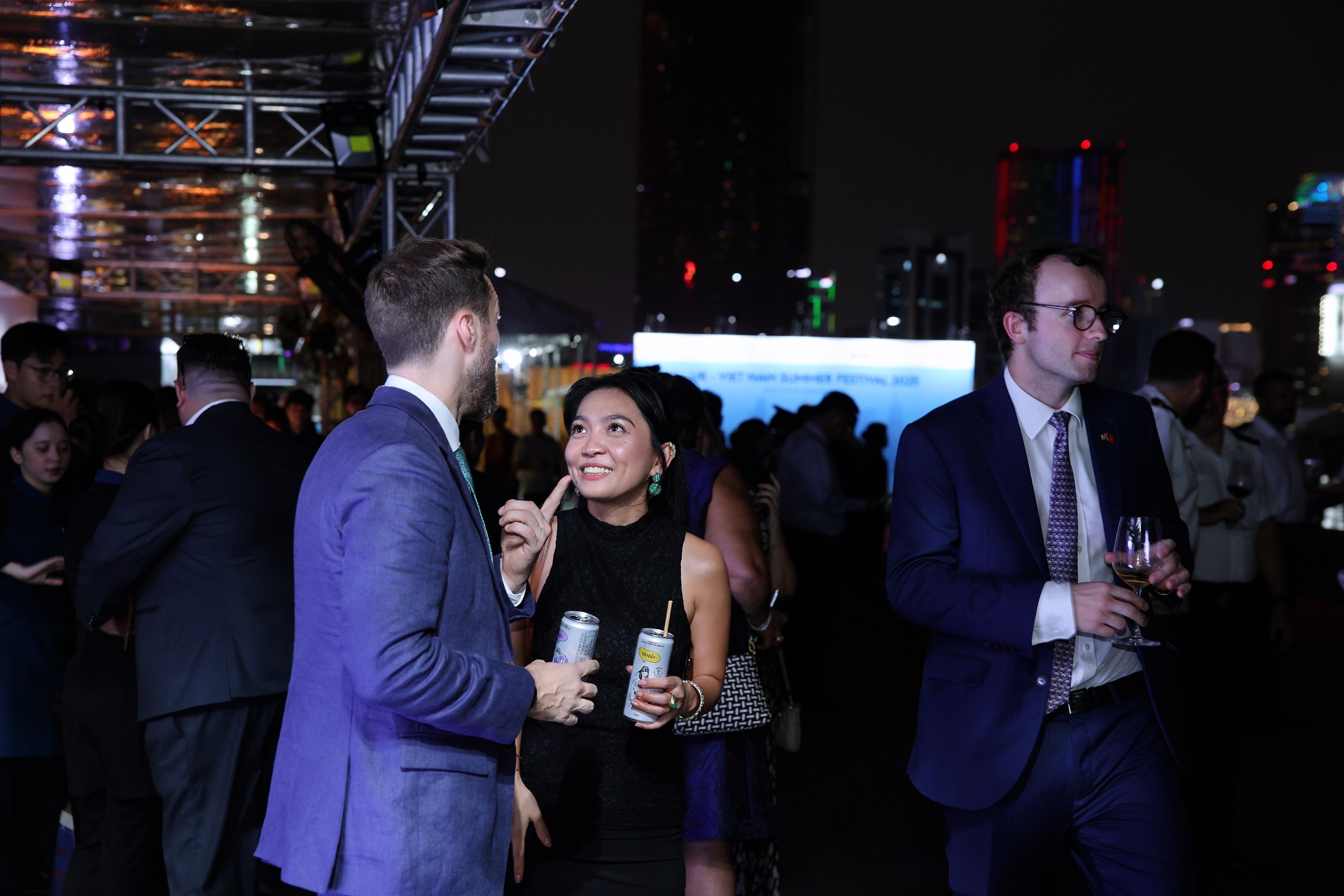 Món Việt xuất hiện trong sự kiện đón tàu Hải quân Hoàng gia Anh - Ảnh 7.