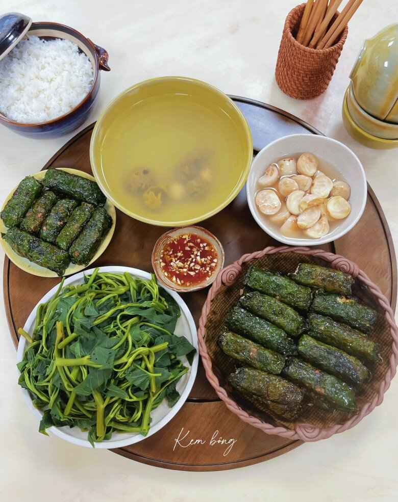 9X bầu bí thở thôi cũng mệt nhưng hễ động vào bếp là lại thấy khoẻ ngay, nhìn loạt mâm cơm chất lượng ai cũng khen hết lời - 9