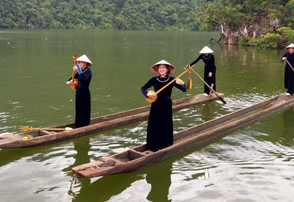 Hồ nước tự nhiên lớn nhất Việt Nam, hồ ba bể