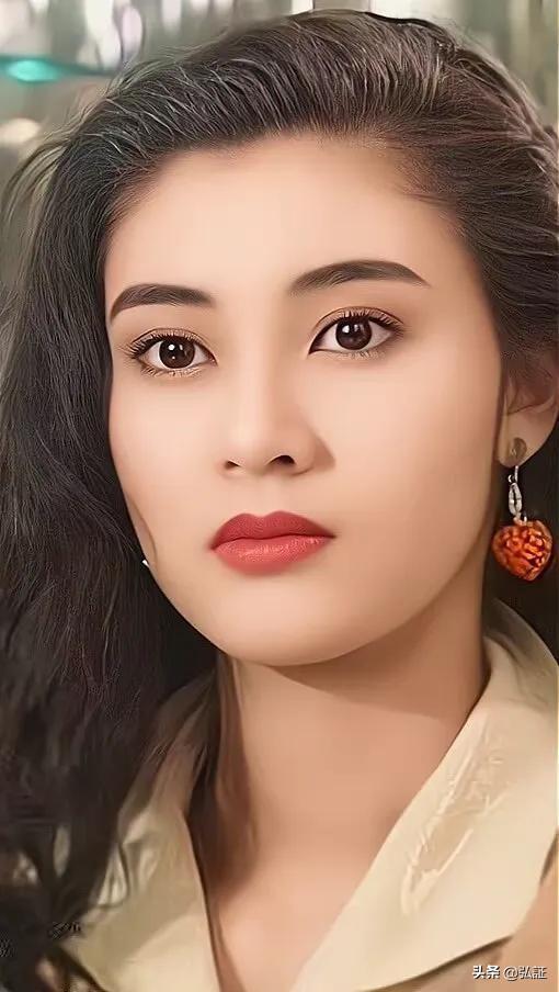 Có 1 nàng hậu "đáng sợ" khiến giới phu nhân hào môn nhấp nhổm không yên - Ảnh 6.