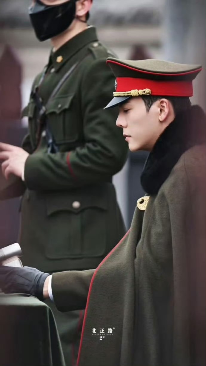 Mơ mà có chồng tổng tài thế này thì xin cả đời không tỉnh: Chất tài phiệt ăn vào máu, đẹp chả chừa phần ai - Ảnh 10.