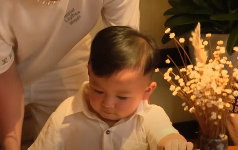 Cao Thái Sơn nói với mọi người đừng o bế con như đứa trẻ của người nổi tiếng.