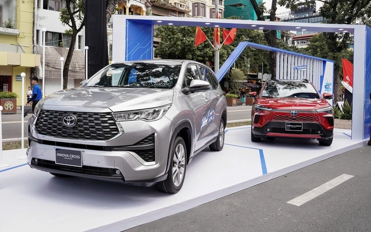 Toyota đầu tư lớn làm xe hybrid ở Việt Nam: Mắt xích sau 'website lạ' và thành phố thông minh? 5 Toyota đầu tư lớn làm xe hybrid ở Việt Nam: Mắt xích sau 'website lạ' và thành phố thông minh? - Ảnh 5.