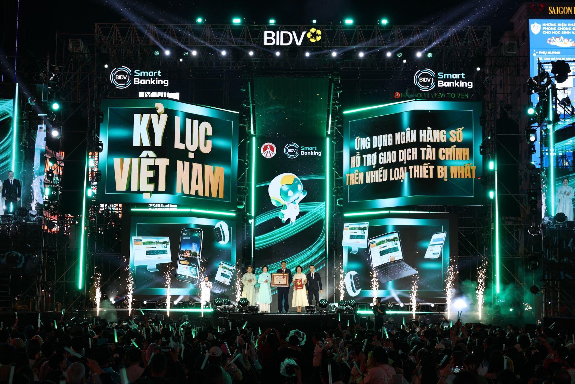 Hành trình bùng nổ cảm xúc của chuỗi sự kiện âm nhạc - công nghệ BIDV Music Festival- Ảnh 13.