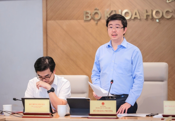 Tại họp báo tháng 9, Thứ trưởng Bùi Hoàng Phương cho biết lễ kỷ niệm là sự kiện có ý nghĩa đặc biệt khi hai Bộ nay đã hợp nhất. Ảnh: Doãn Mạnh