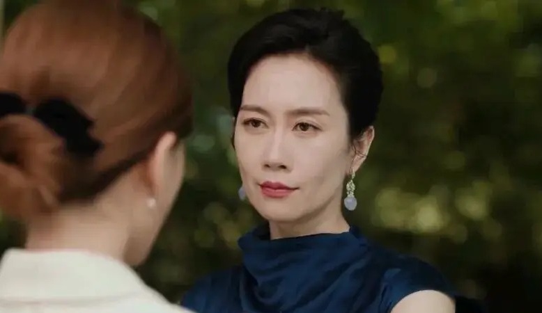 Hãy Để Tôi Tỏa Sáng có nguy cơ lỗ nặng, Triệu Lộ Tư lép vế trước Hãy Để Tôi Tỏa Sáng có nguy cơ lỗ nặng, Triệu Lộ Tư lép vế trước