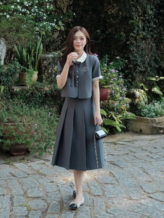 3 kiểu váy mùa thu lợi dáng, nàng U40 trông sẽ gọn và sang ngay- Ảnh 2.