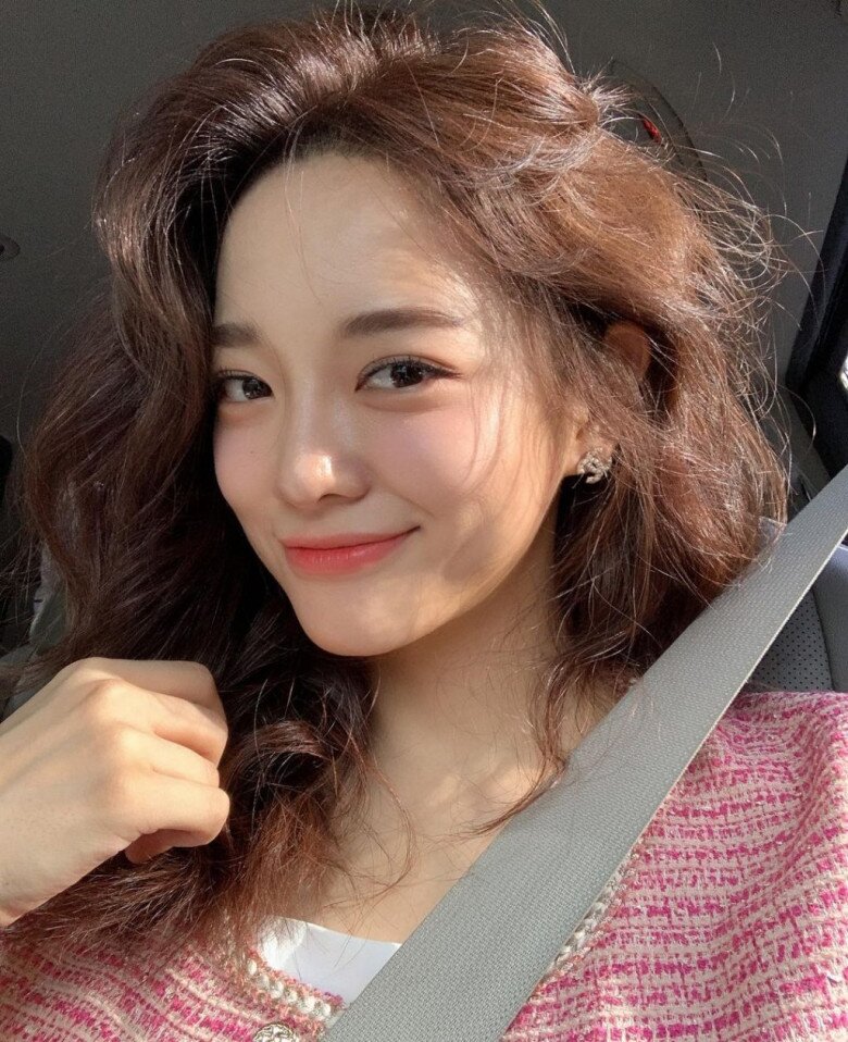 4 nguyên tắc vàng để giữ da luôn căng mướt, ẩm mịn trong mùa thu: Điều 2 đơn giản nhưng nhiều chị em bỏ qua 1 Để có làn da đẹp vào mùa thu, cần chú ý tuần thủ nguyên tắc dưỡng ẩm sâu hơn.