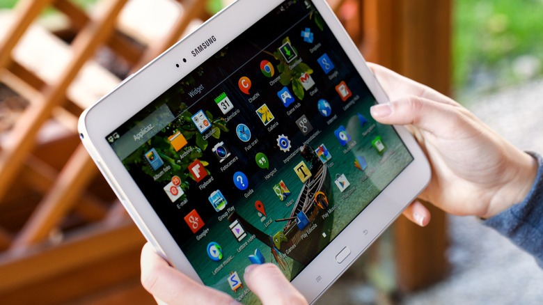 5 cách 'hồi sinh' máy tính bảng Android cũ 1 5 cách 'hồi sinh' chiếc máy tính bảng Android cũ - Ảnh 1.