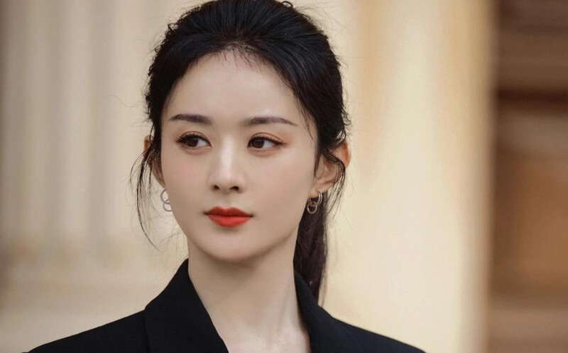 5 mỹ nhân có gương mặt đẹp nhất Trung Quốc: Địch Lệ Nhiệt Ba lại thua Dương Mịch, hạng 1 không ai dám cãi- Ảnh 1.
