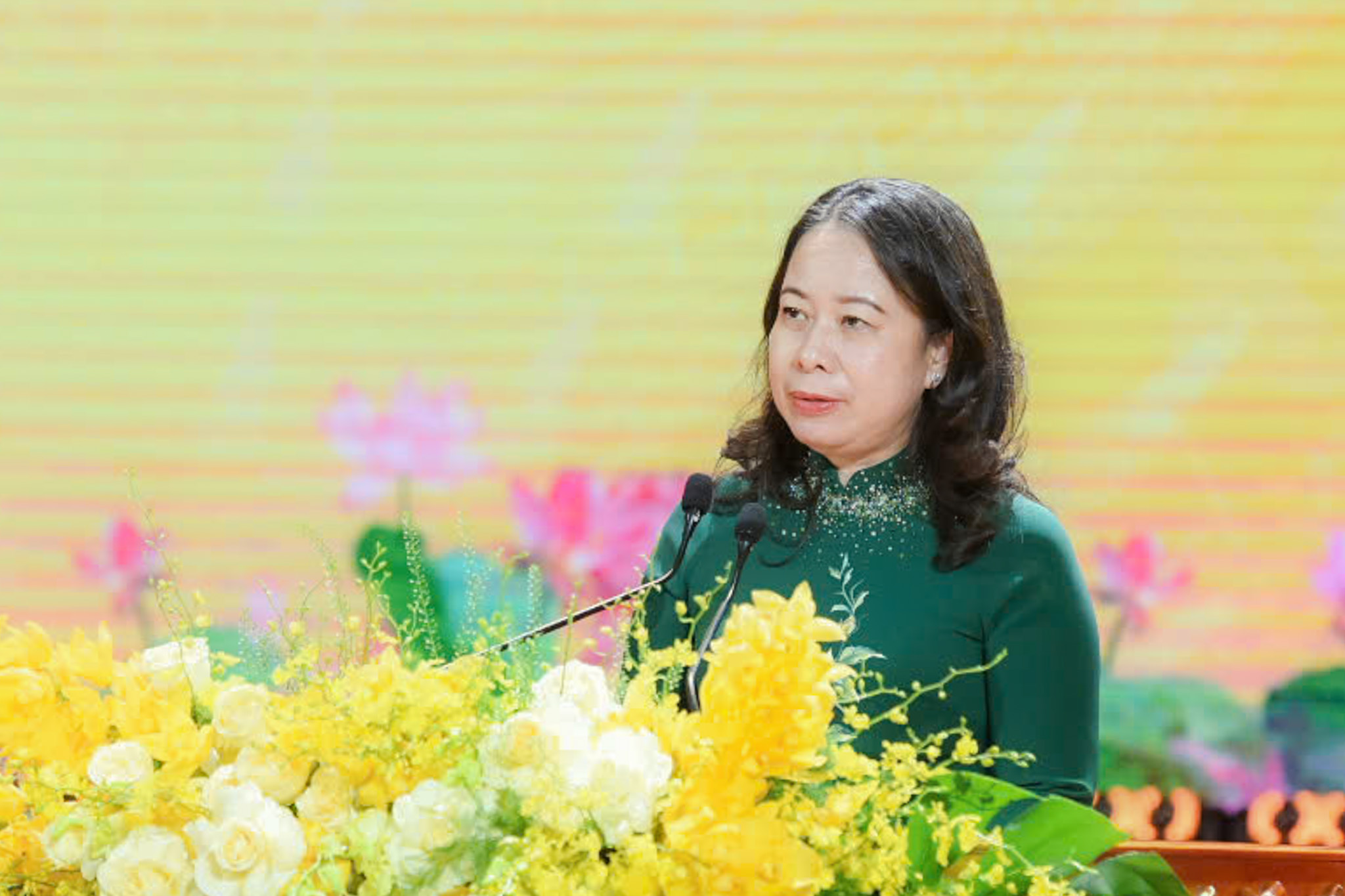 Bắc Ninh phát động thi đua yêu nước, hướng tới thành phố trực thuộc Trung ương - Ảnh 1. Bắc Ninh phát động thi đua yêu nước, hướng tới thành phố trực thuộc Trung ương - Ảnh 1.