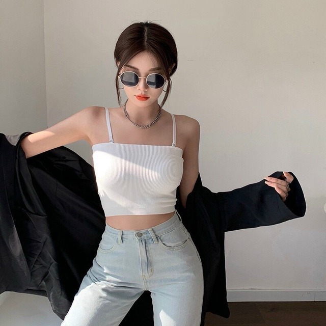 Bản phối đầu thu cho những nàng yêu phong cách 'nửa kín nửa hở'- Ảnh 1. Bản phối đầu thu cho những nàng yêu phong cách 'nửa kín nửa hở'- Ảnh 1.