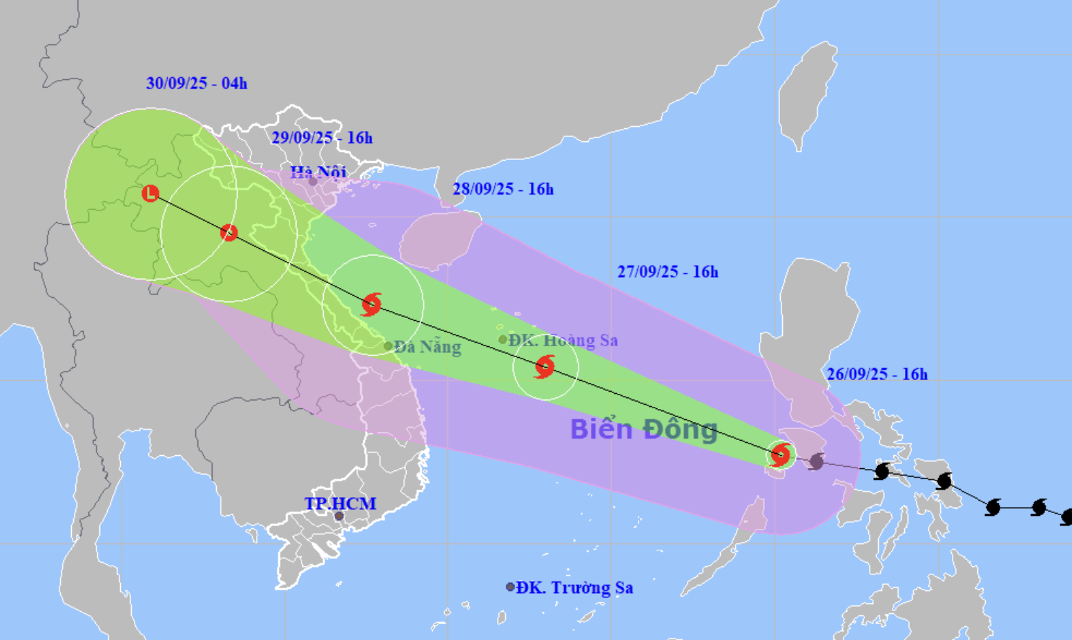 Bão Bualoi khác xa bão Ragasa, Thứ trưởng lo người dân chủ quan 1 Bão Bualoi khác xa bão Ragasa, Thứ trưởng lo người dân chủ quan - Ảnh 1.