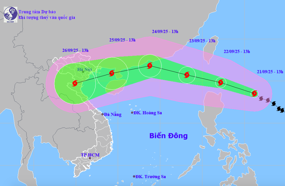 Bão Ragasa giật trên cấp 17, khả năng đổi hướng vào nước ta- Ảnh 1. Bão Ragasa giật trên cấp 17, khả năng đổi hướng vào nước ta- Ảnh 1.