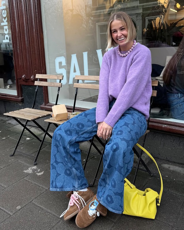 Biến hóa phong cách đa sắc, vừa linh hoạt vừa 'ăn gian' tuổi hiệu quả 1 Biến hóa phong cách đa sắc, vừa linh hoạt vừa 'ăn gian' tuổi tác hiệu quả - Ảnh 1.