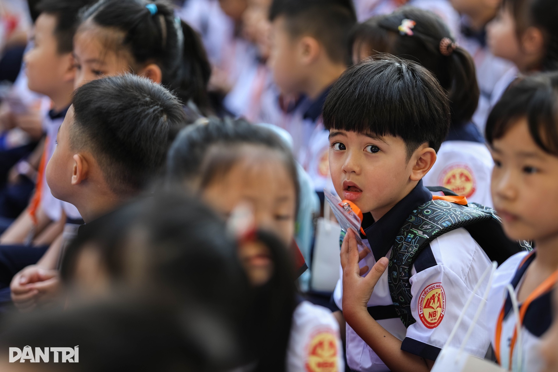 Cẩn trọng với các khoản thu đầu năm học - 1