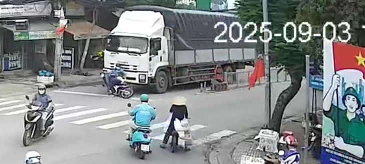 điểm mù - Ảnh 1.