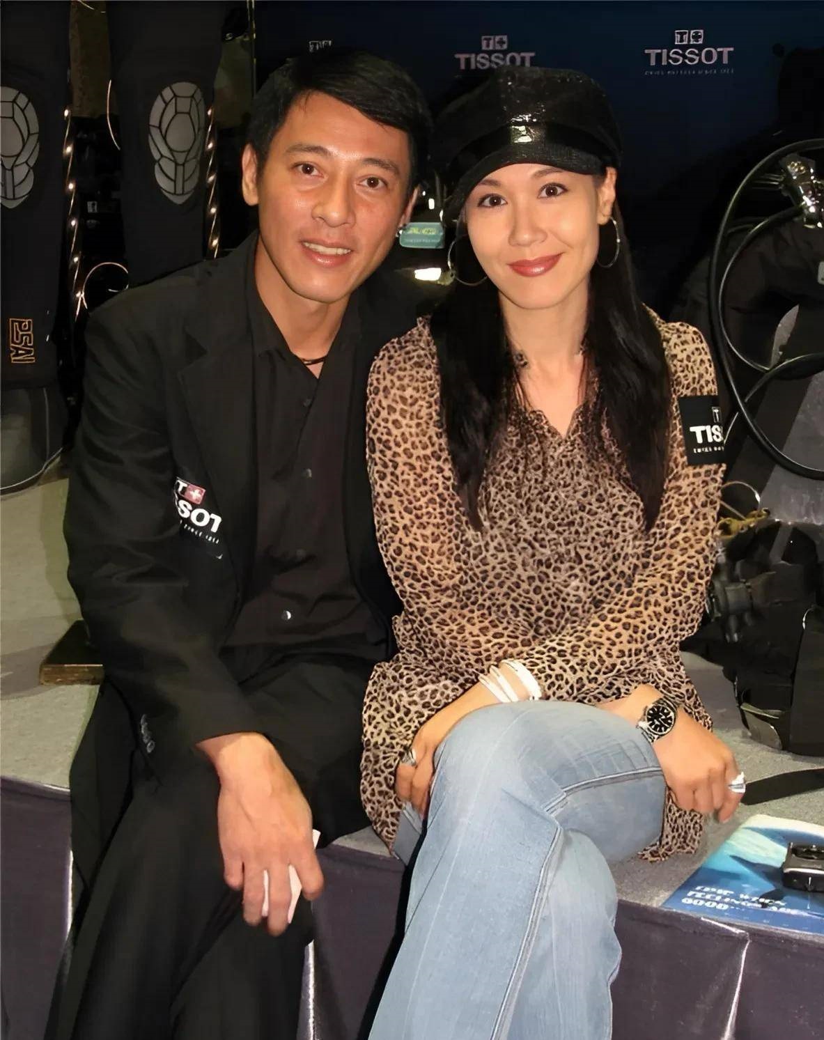 Cặp sao ăn chay 31 năm và không sinh con gây tranh cãi- Ảnh 1. Cặp sao ăn chay 31 năm và không sinh con gây tranh cãi- Ảnh 1.