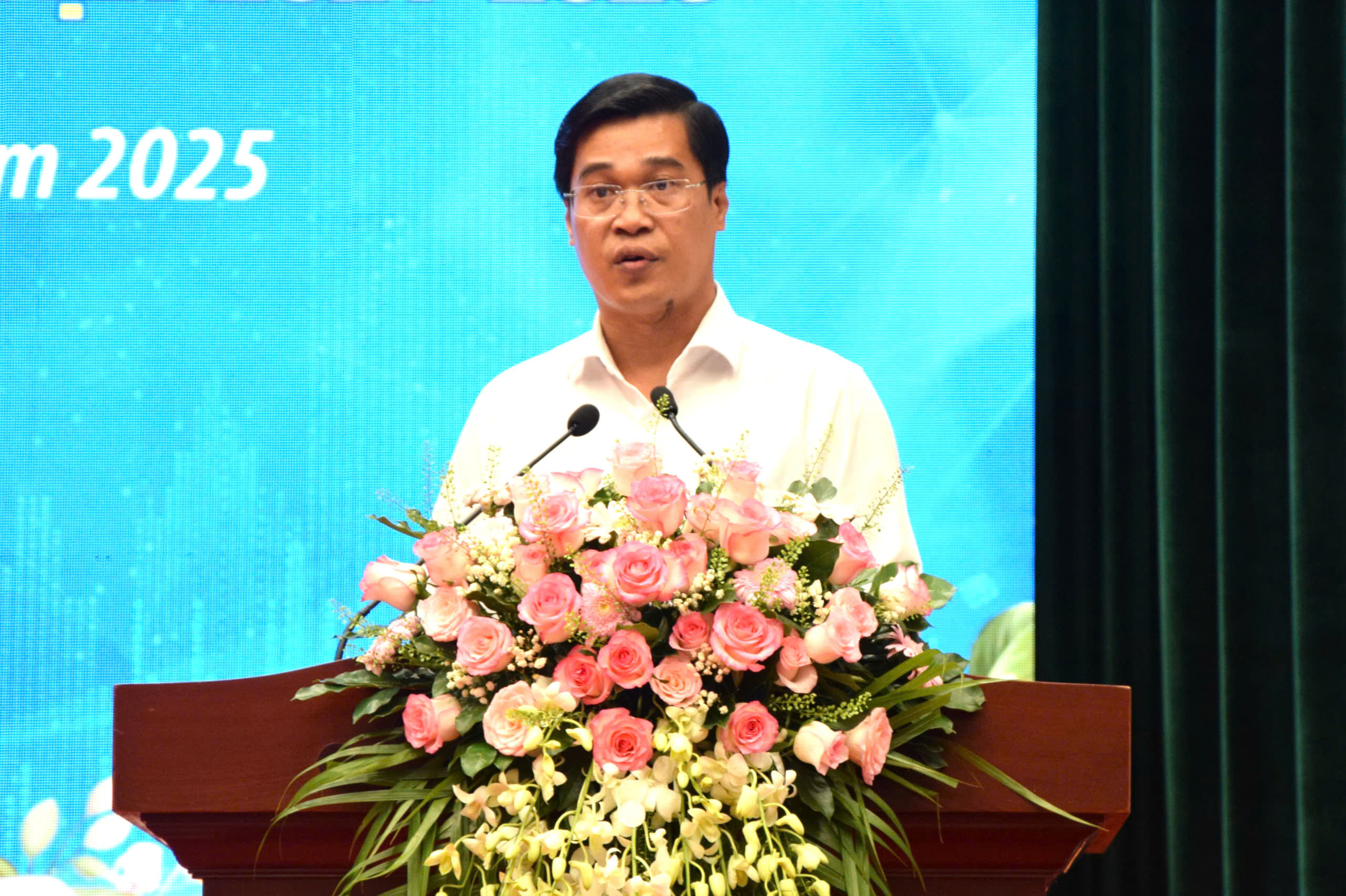 Có hoa hậu, diễn viên tham gia bán dâm, hoạt động mại dâm cho người nước ngoài phổ biến 1 Có hoa hậu, diễn viên tham gia bán dâm, hoạt động mại dâm cho người nước ngoài phổ biến - Ảnh 1.