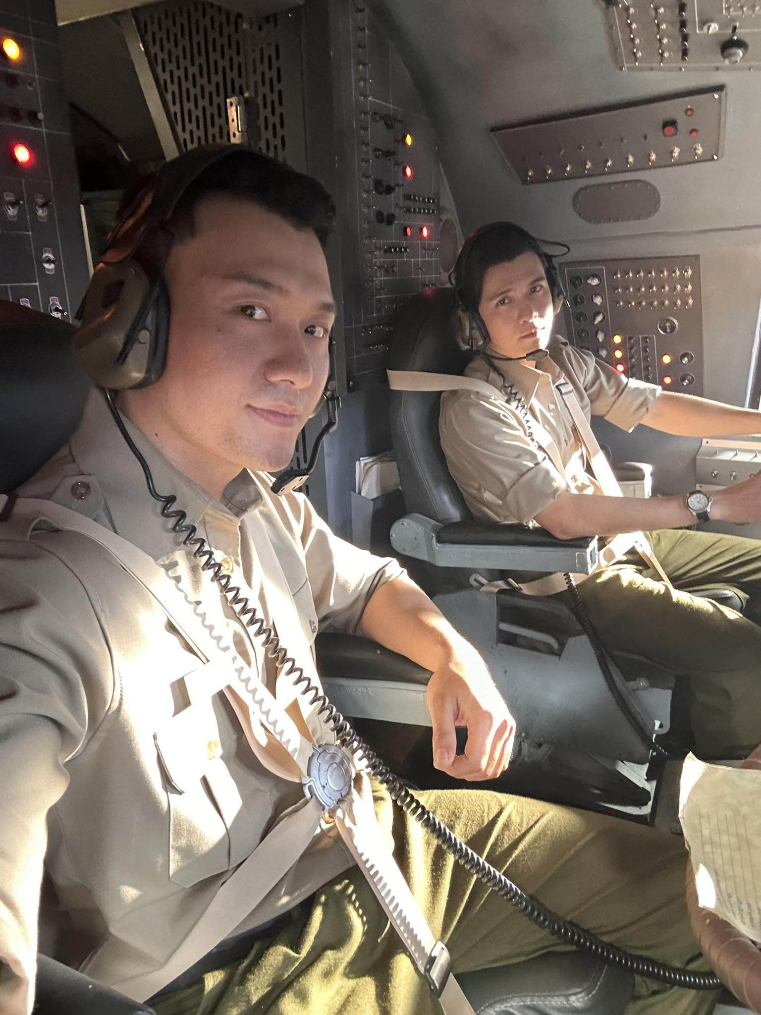 Cơ trưởng hot nhất Tử Chiến Trên Không: Bố vợ làm ngành công an amp;#34;ghétamp;#34; không cho vào nhà, nghẹn ngào nhắc đến mẹ vợ - 1