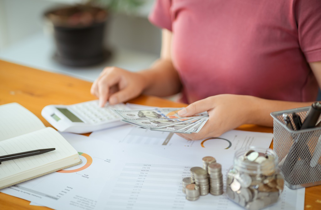 Tài chính của tuổi Mão tháng 3 vượng phát, có nhiều cơ hội kiếm tiền. Ảnh: Shutterstock Tài chính của tuổi Mão tháng 3 vượng phát, có nhiều cơ hội kiếm tiền. Ảnh: Shutterstock