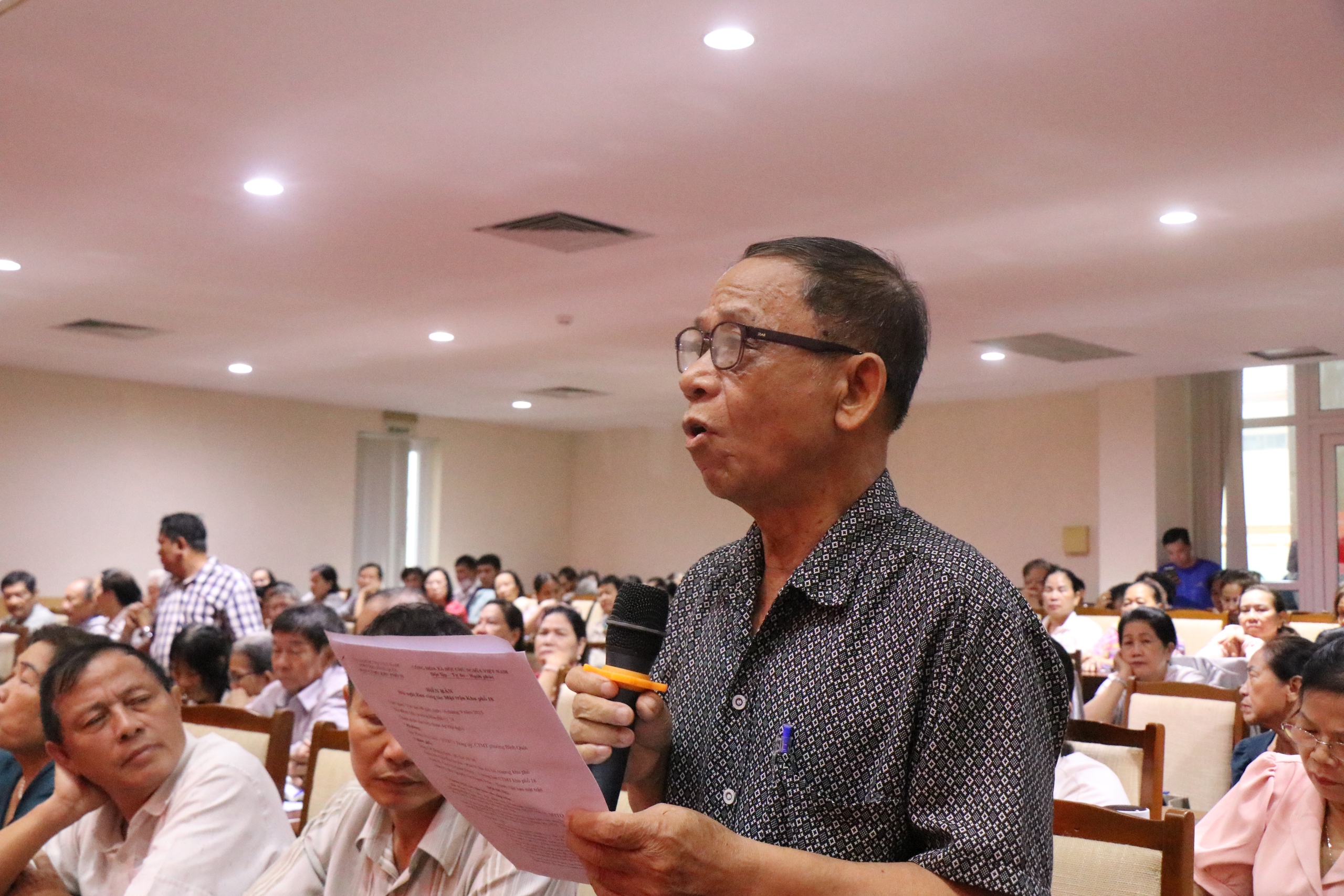 Cử tri TP.HCM đề nghị nâng mức giảm trừ gia cảnh lên 20 triệu đồng- Ảnh 1. Cử tri TP.HCM đề nghị nâng mức giảm trừ gia cảnh lên 20 triệu đồng- Ảnh 1.