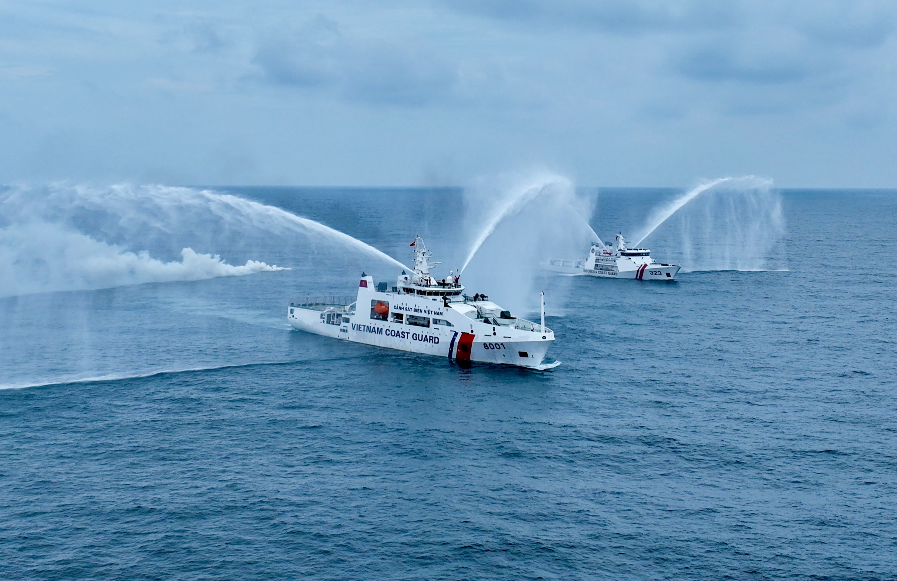 Cùng xây dựng vùng biển hòa bình- Ảnh 1. Cùng xây dựng vùng biển hòa bình- Ảnh 1.