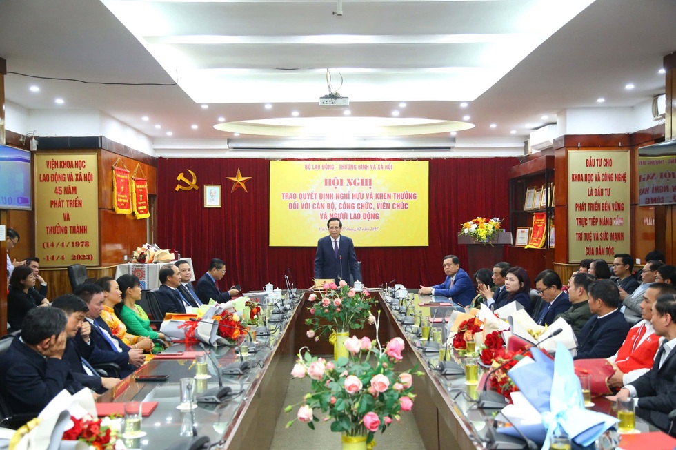 Cuộc chia tay đi vào lịch sử tại Bộ LĐ-TBXH ngày làm việc sau cùng - 1