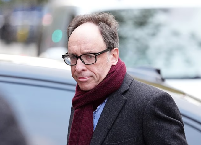 Cuộc thanh trừng ở thượng tầng Arsenal 1 Tim Lewis rời Arsenal vì công cuộc chuyển giao quyền lực của nhà Kroenke. Ảnh: PA Wire