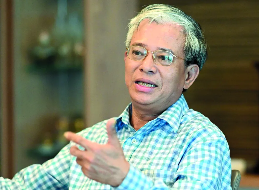 Đại sứ Phạm Quang Vinh, nguyên Thứ trưởng Bộ Ngoại giao. Ảnh: TIẾN TUẤN P4-5-PhamQuangVinh01.jpg