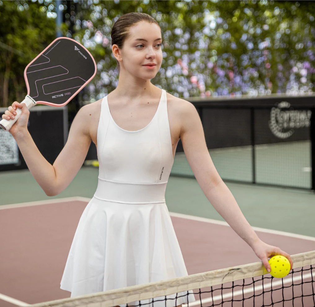 Tăng Thanh Hà cũng mê pickelball: Ăn vận kín đáo, mang vợt xinh mê - Ảnh 5. Tăng Thanh Hà cũng mê pickelball: Ăn vận kín đáo, mang vợt xinh mê - Ảnh 5.