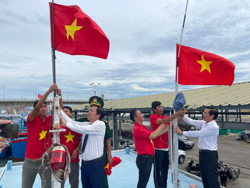 Cuộc thi viết về chủ quyền: Đẩy mạnh truyền thông về biển và đại dương - Ảnh 1. Cuộc thi viết về chủ quyền: Đẩy mạnh truyền thông về biển và đại dương - Ảnh 1.