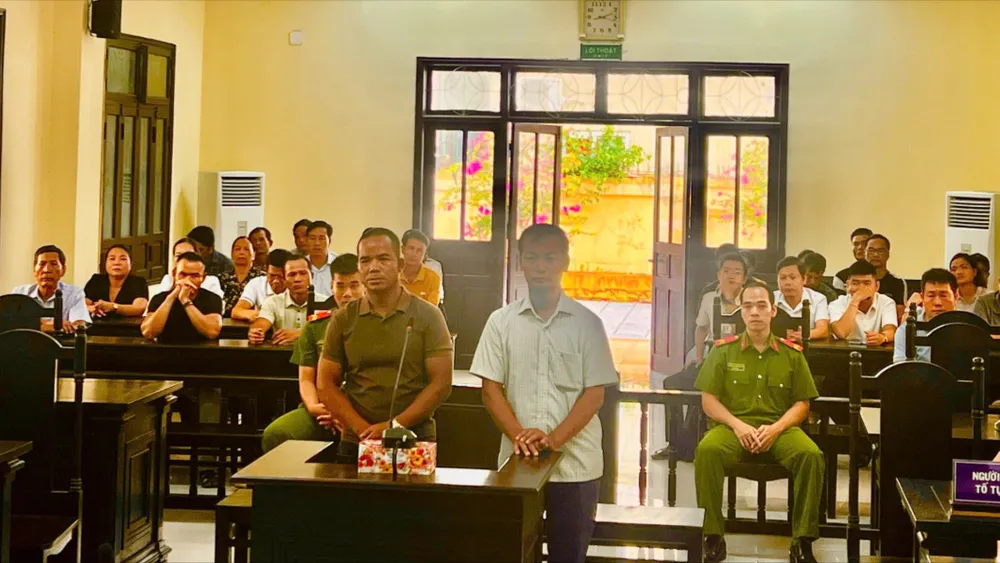 Hai cựu cán bộ công an, pham-tron.jpg