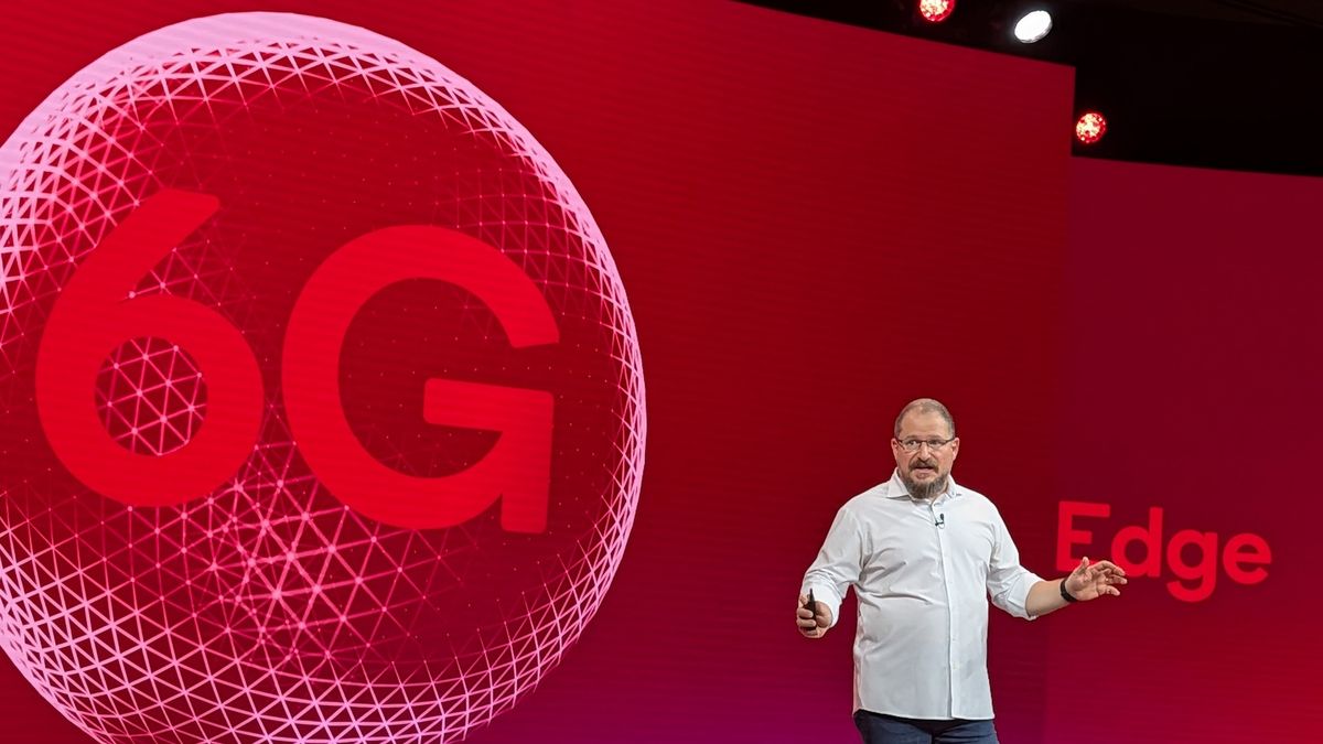 Điện thoại 6G sắp thành hiện thực, Qualcomm thách thức Huawei - Ảnh 1.