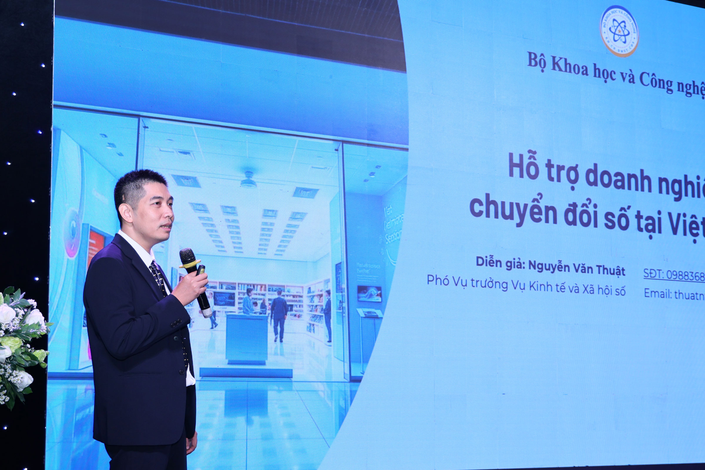 Doanh nghiệp Việt 'lạc lối trong rừng chuyển đổi số'- Ảnh 1.