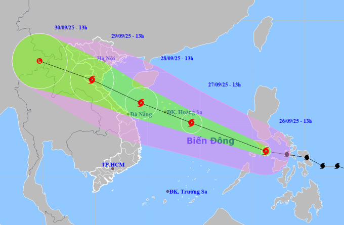 Dự báo đường đi và khu vực ảnh hưởng của bão Bualoi lúc 13h ngày 26/9. Ảnh: NCHMF